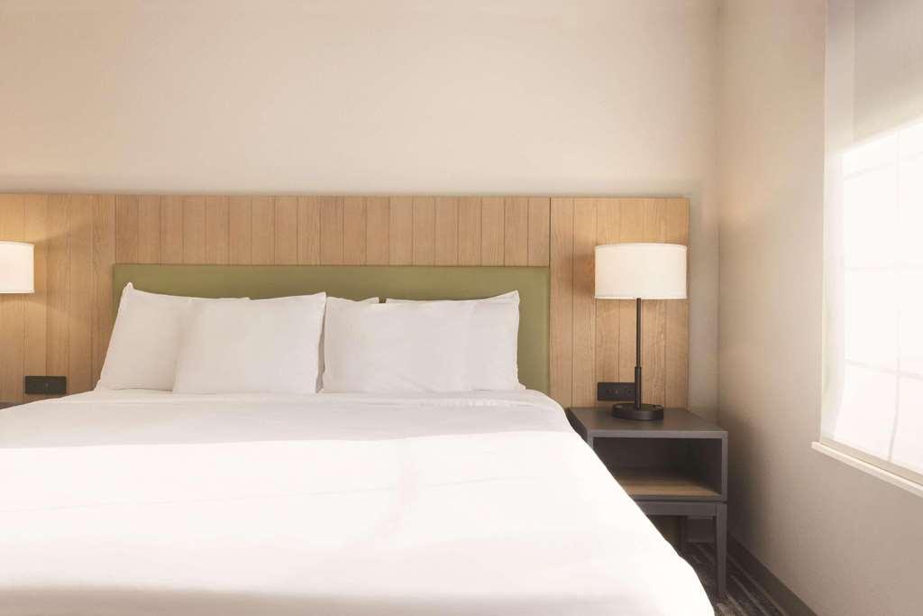 Country Inn & Suites By Radisson, Green Bay North الغرفة الصورة